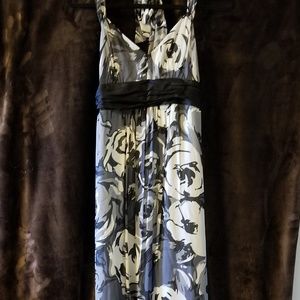 Ann Taylor Beautiful Grey & White Rose Dress